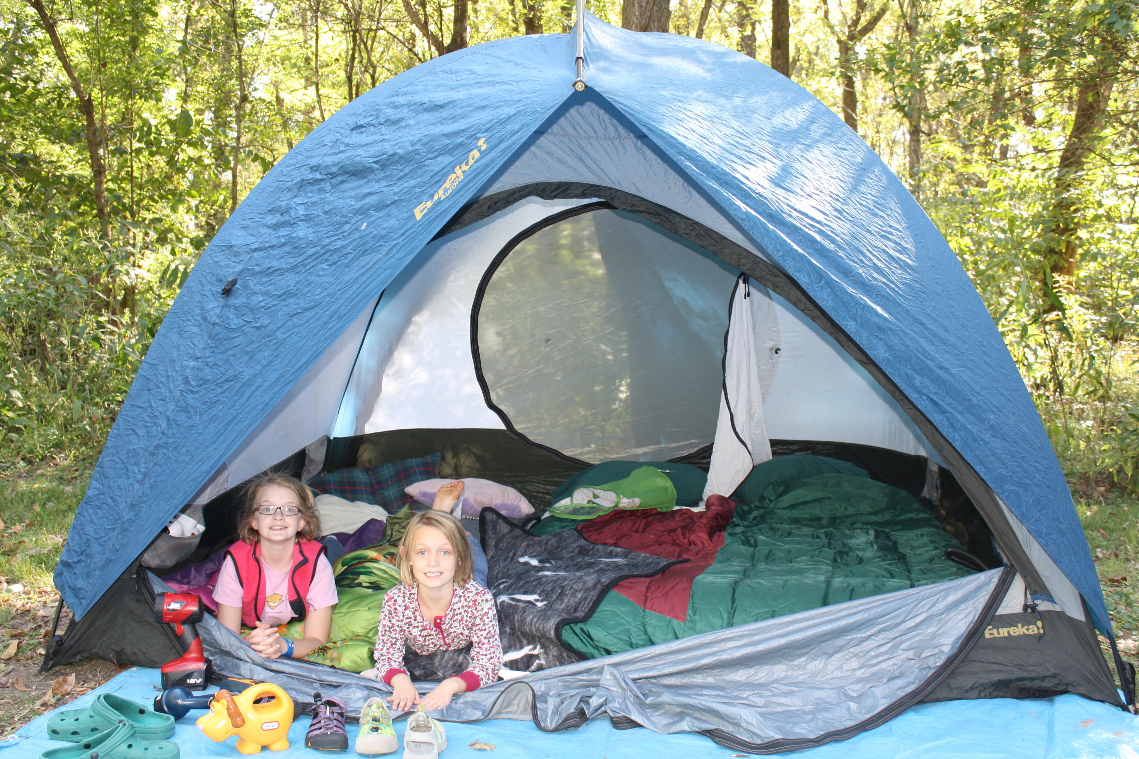 2011-09-30 Maramec Springs Tent Jane and Cate.jpg